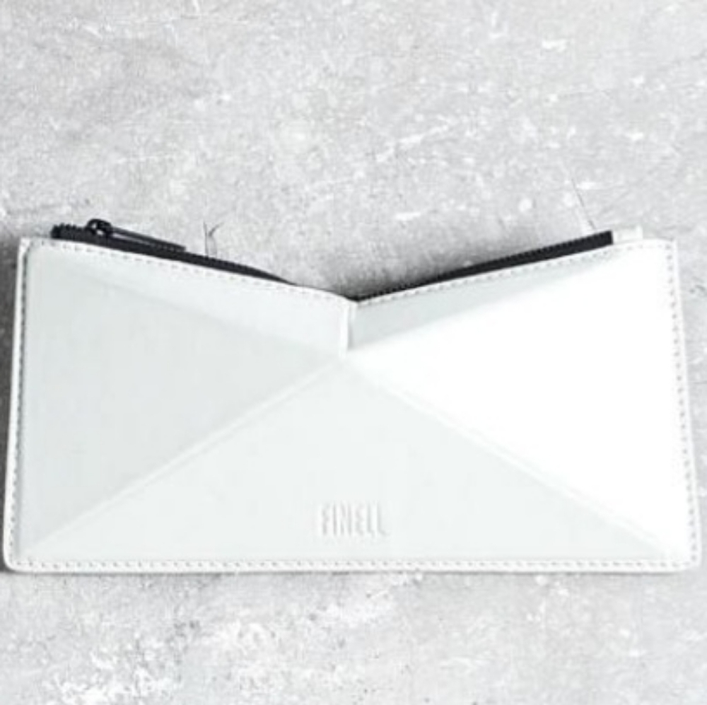 Finell VEN zippered pouch white